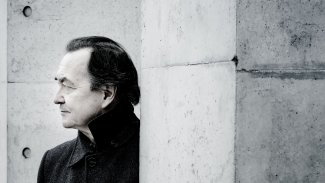 Pierre-Laurent Aimard004_Marco Borggreve.jpg